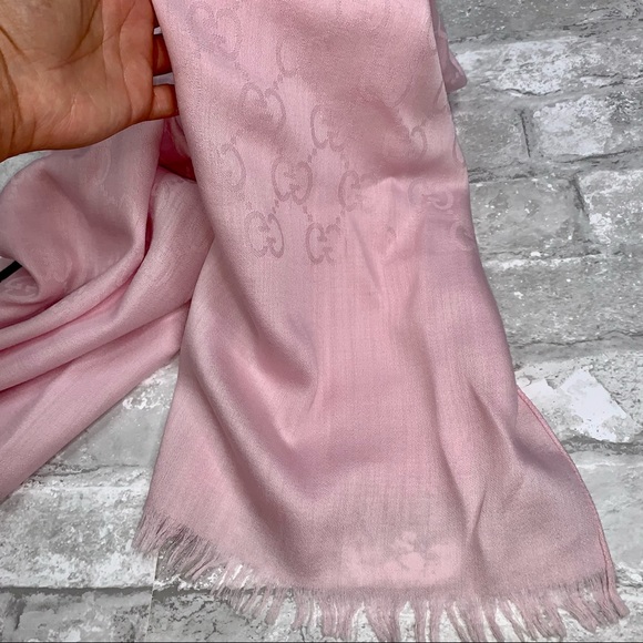 Gucci Rose Pink Guccissima Shawl/Wrap - Picture 10 of 15
